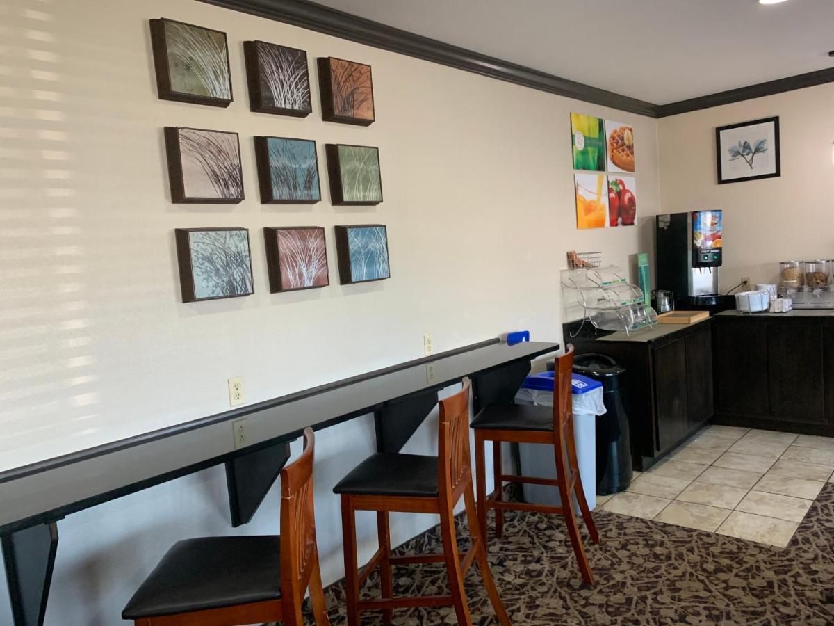 Forsyth Quality Inn Near I-72 And Hwy 51 מראה חיצוני תמונה