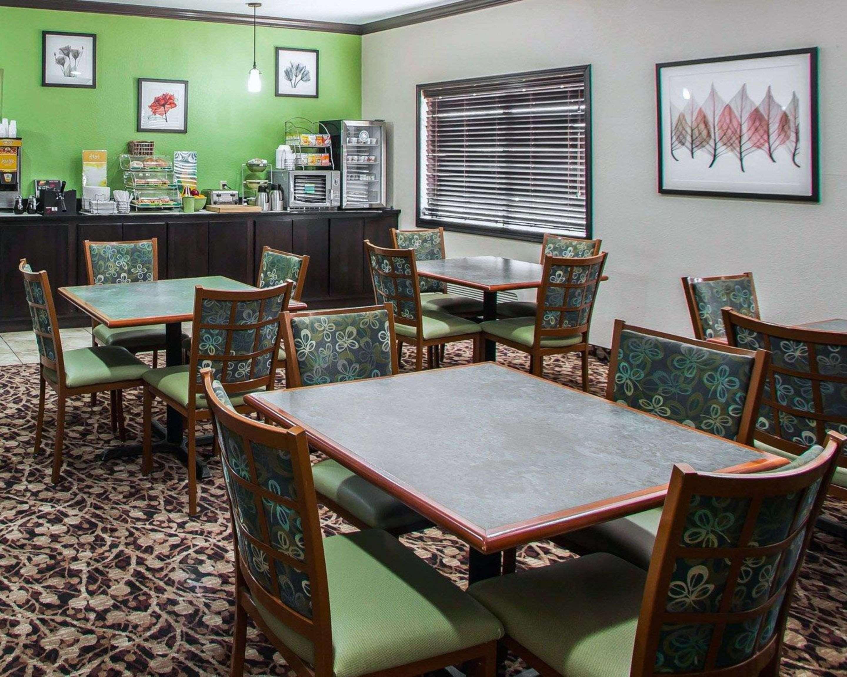 Forsyth Quality Inn Near I-72 And Hwy 51 מראה חיצוני תמונה
