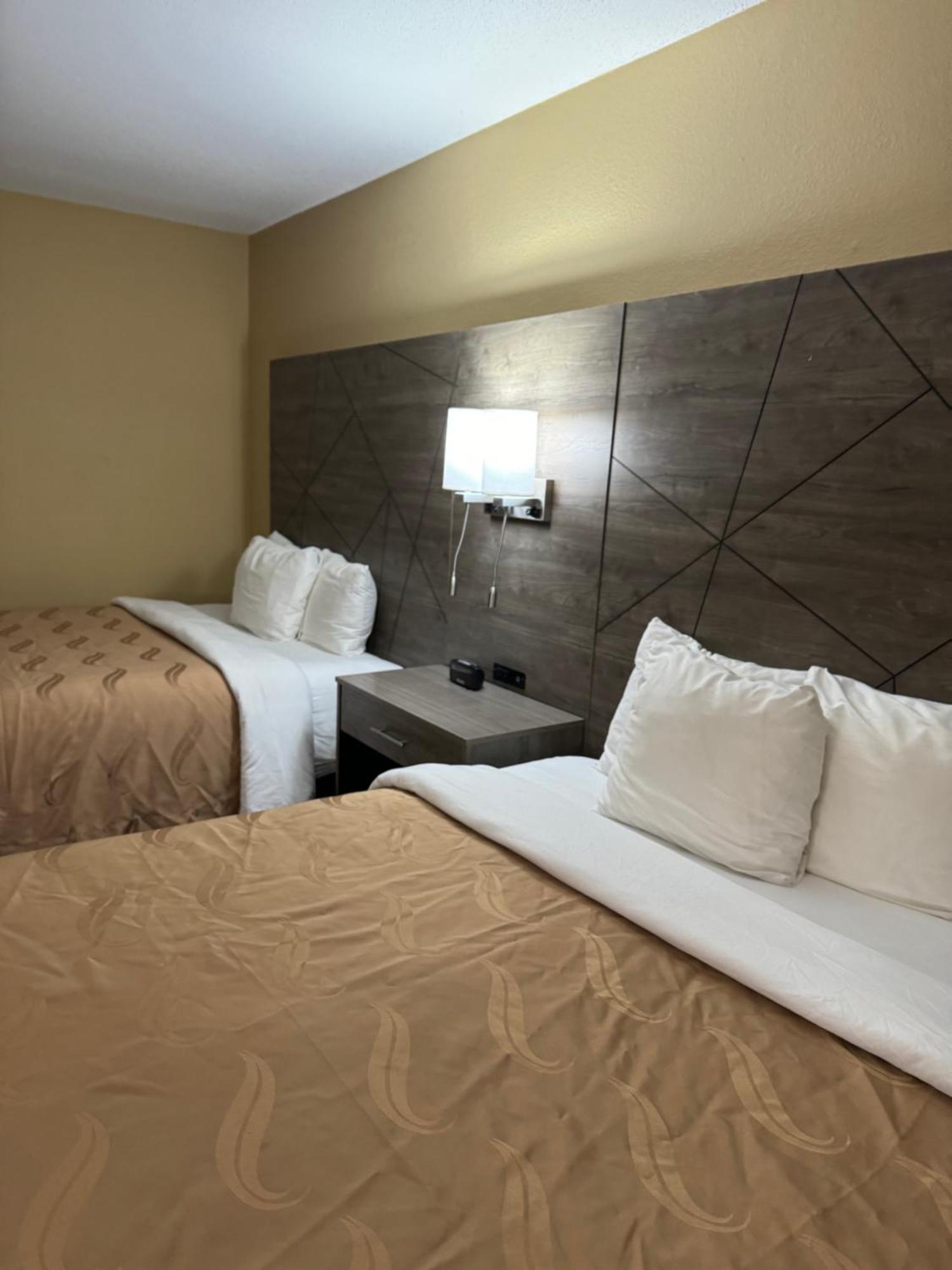 Forsyth Quality Inn Near I-72 And Hwy 51 מראה חיצוני תמונה