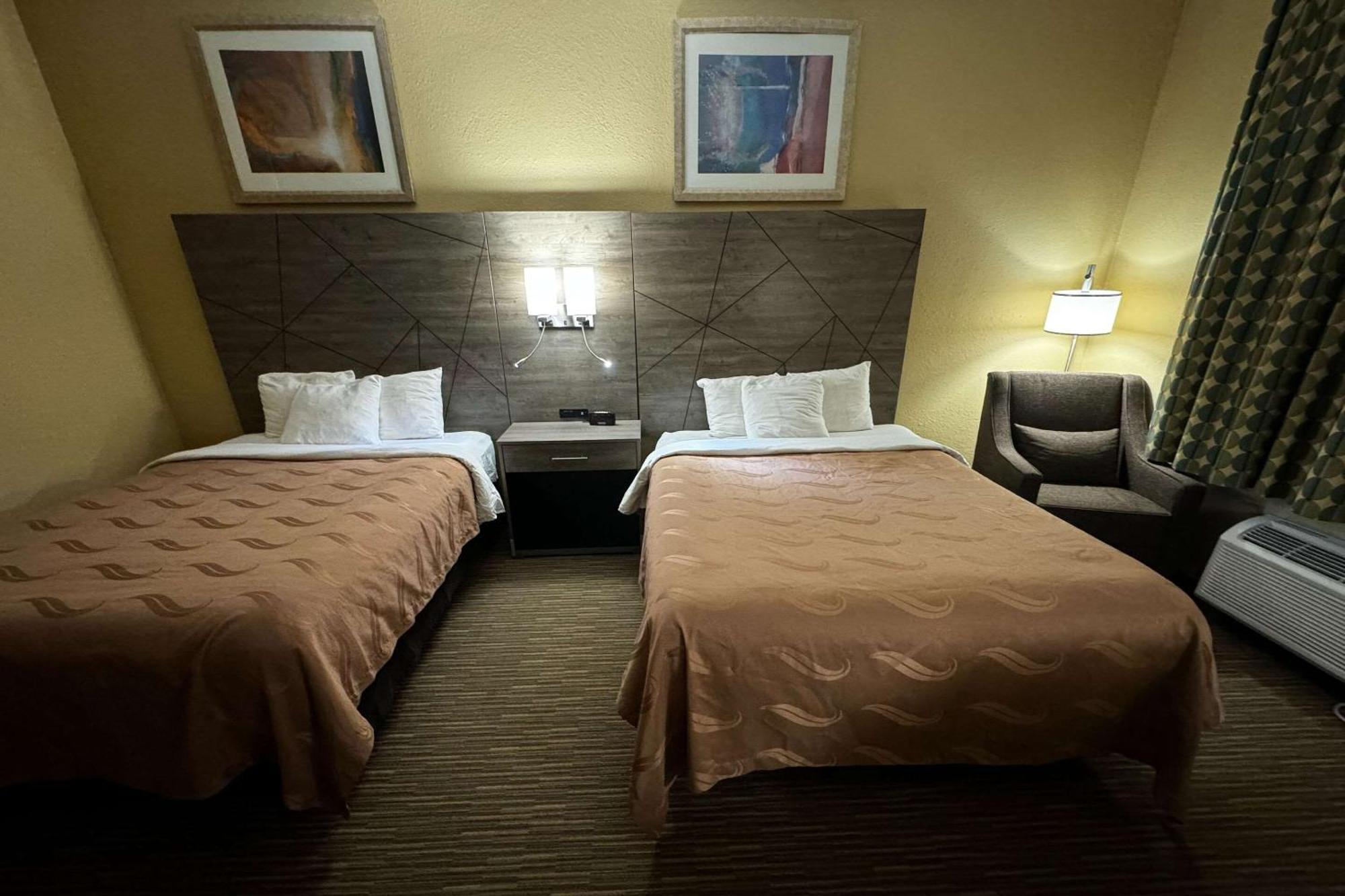 Forsyth Quality Inn Near I-72 And Hwy 51 מראה חיצוני תמונה