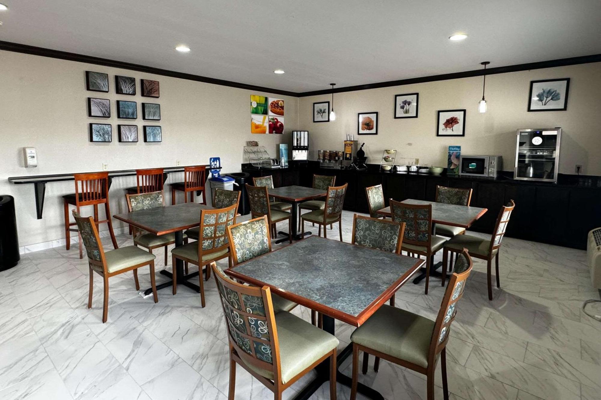 Forsyth Quality Inn Near I-72 And Hwy 51 מראה חיצוני תמונה