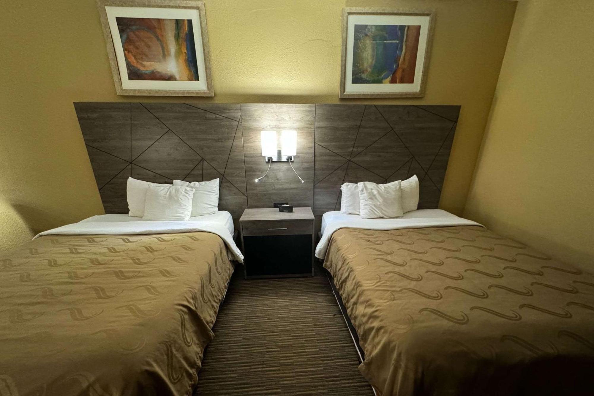 Forsyth Quality Inn Near I-72 And Hwy 51 מראה חיצוני תמונה