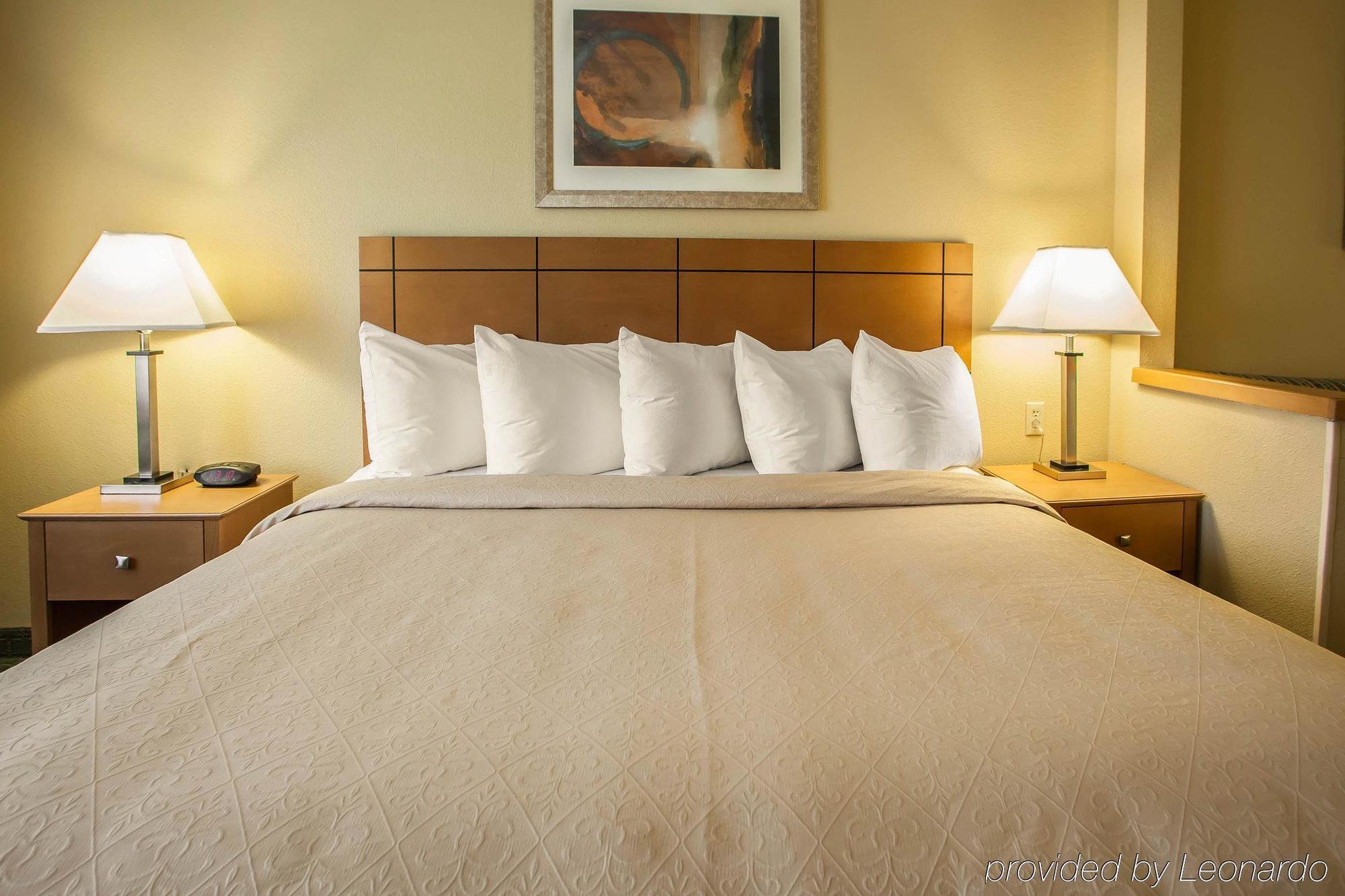 Forsyth Quality Inn Near I-72 And Hwy 51 מראה חיצוני תמונה