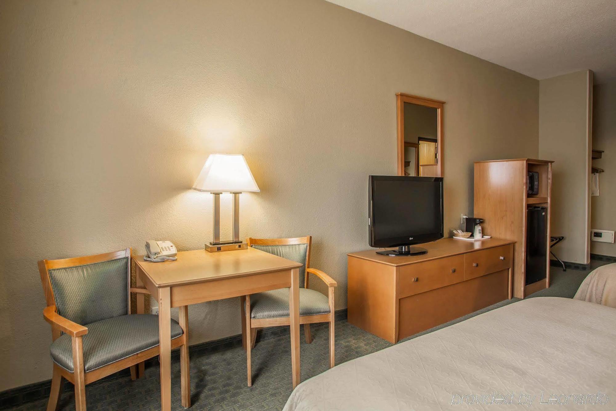 Forsyth Quality Inn Near I-72 And Hwy 51 מראה חיצוני תמונה